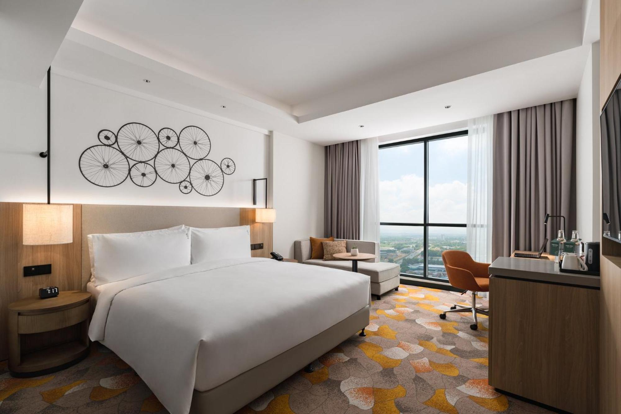 Holiday Inn & Suites Penang Prai By Ihg Bukit Mertajam Exteriör bild