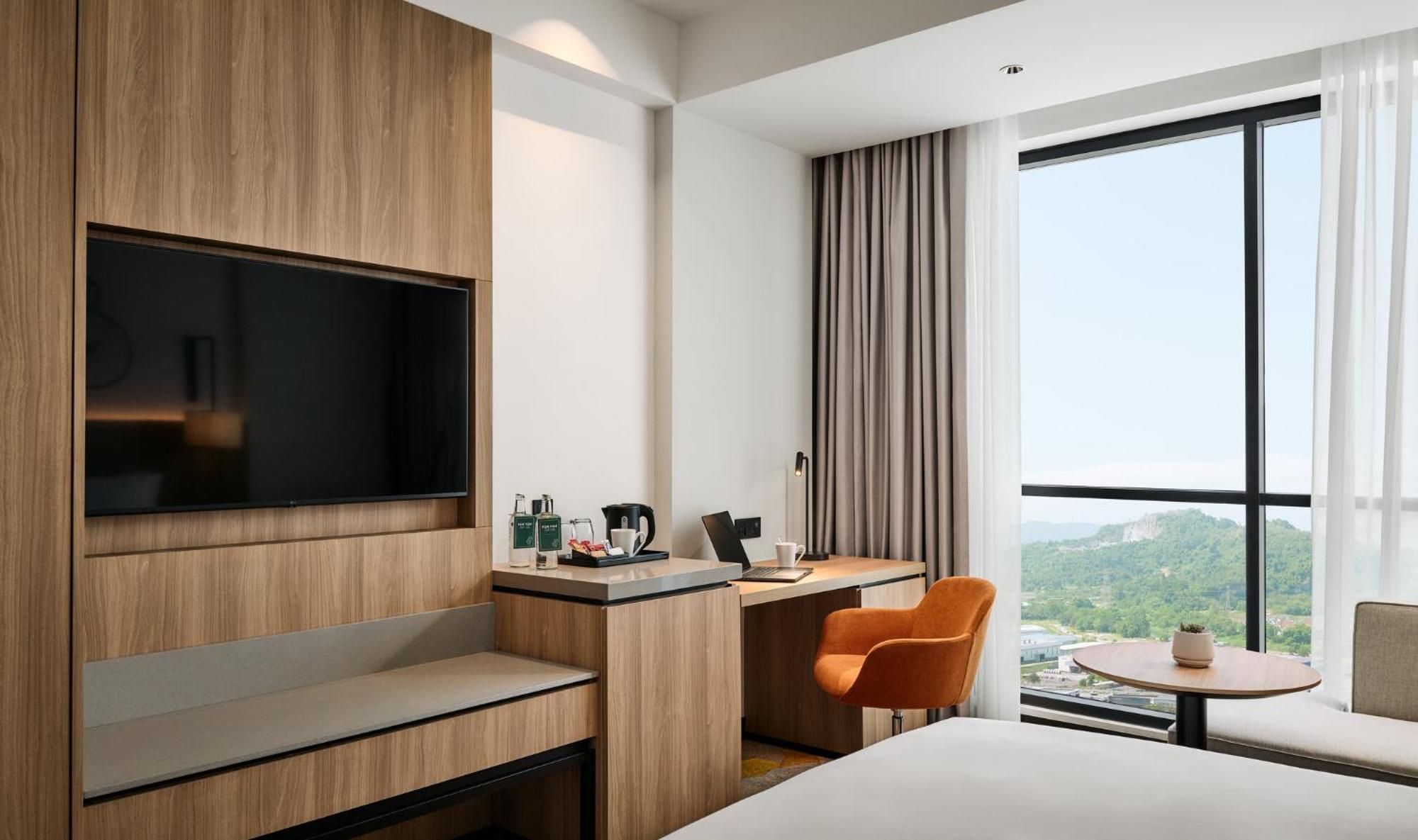 Holiday Inn & Suites Penang Prai By Ihg Bukit Mertajam Exteriör bild